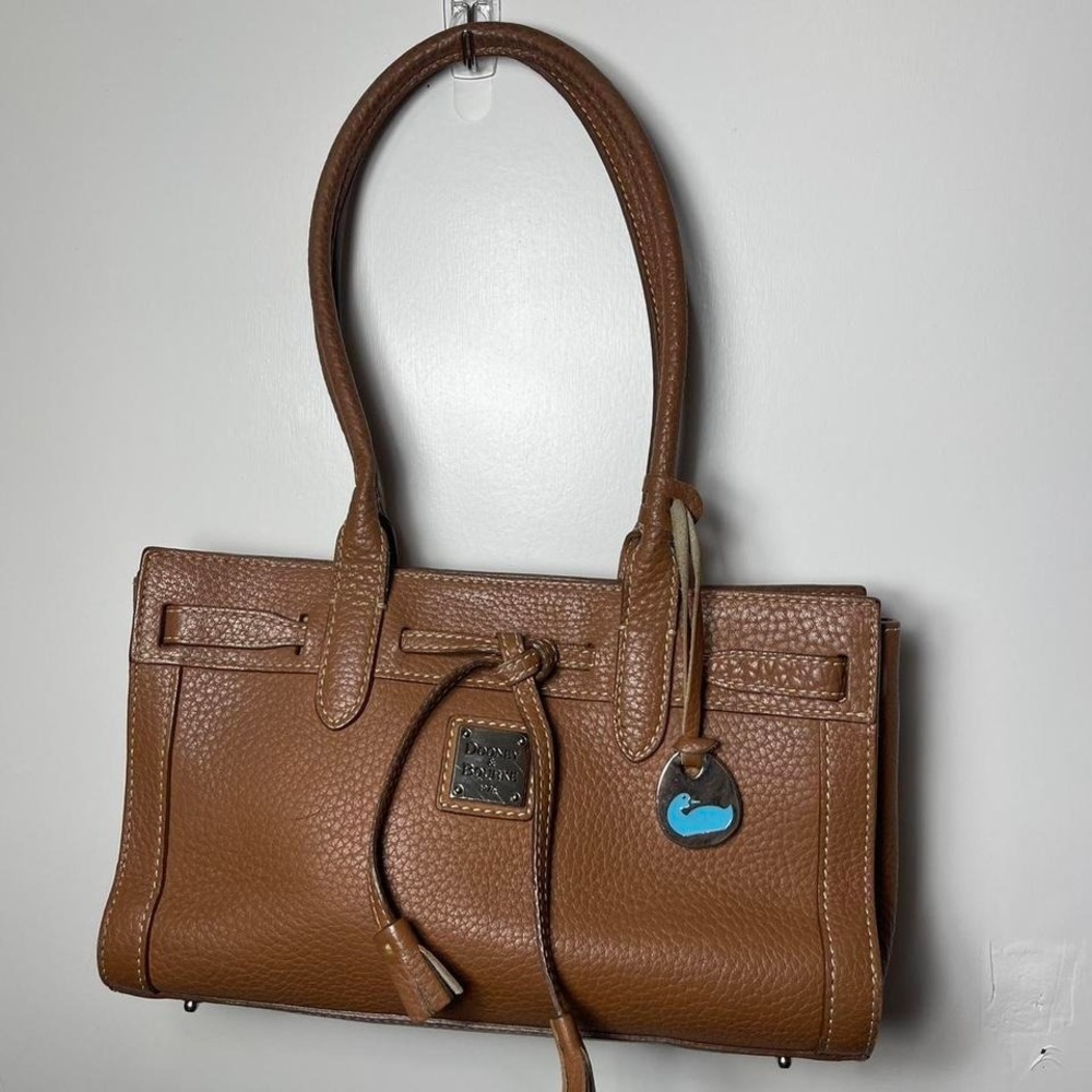 vintage 90s Dooney & Bourke brown leather East/West Tassle Tote handbag